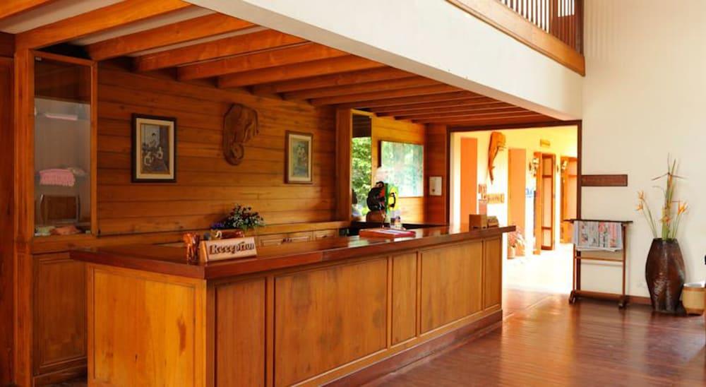 Riverhouse-The Teak House Мае Сарианг Экстерьер фото